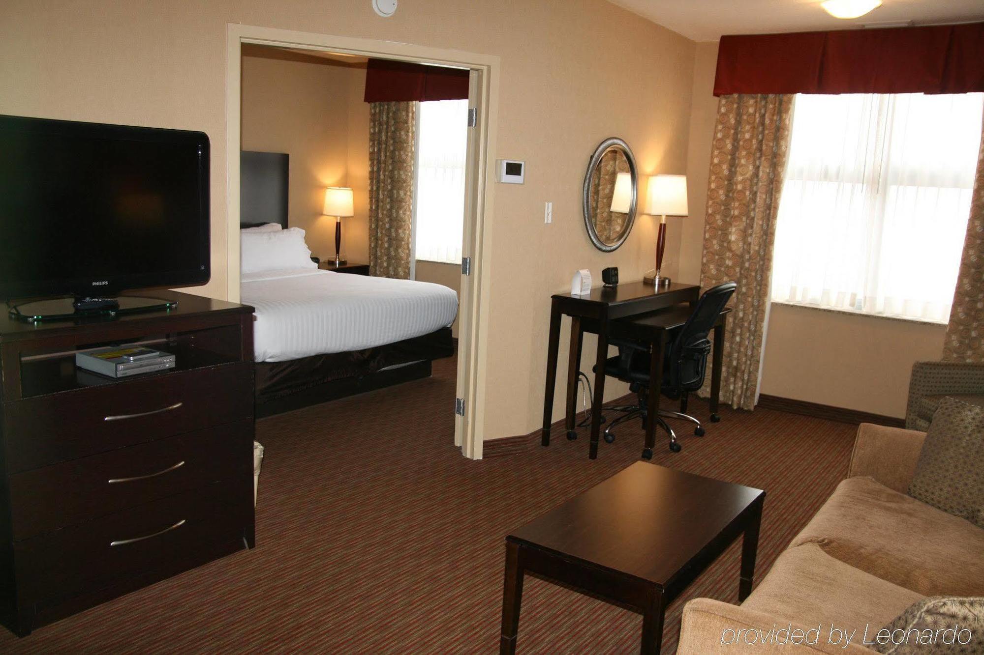 HOLIDAY INN EXPRESS & SUITES BUFFALO DOWNTOWN, AN IHG HOTEL BUFFALO, NY 3*  (United States) - from C$ 199 | iBOOKED