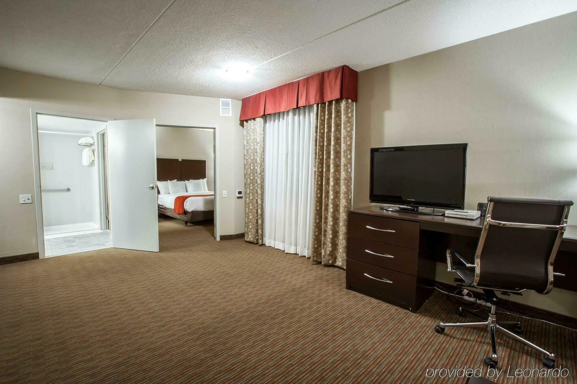 HOLIDAY INN EXPRESS & SUITES BUFFALO DOWNTOWN, AN IHG HOTEL BUFFALO, NY 3*  (United States) - from C$ 199 | iBOOKED